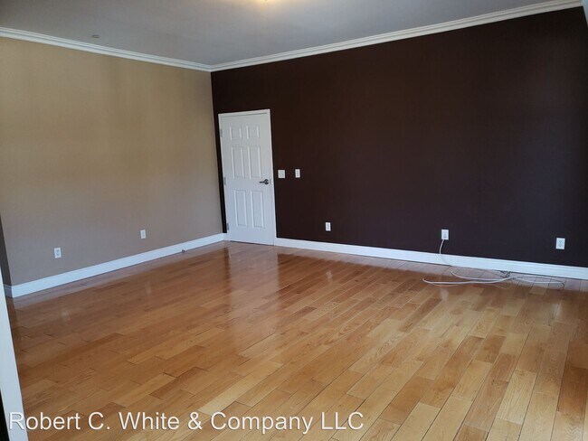 Building Photo - 2 br, 1 bath House - 295 Ridge Road Unit 4