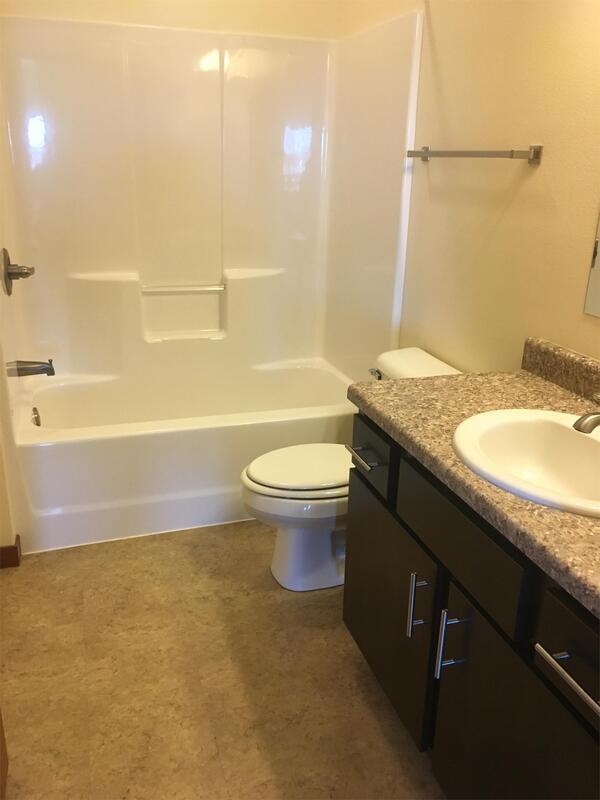 Building Photo - 131 S Main St