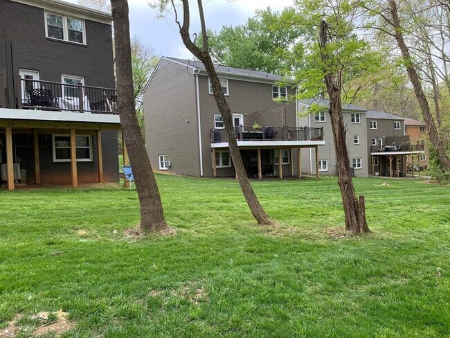 Foto del edificio - 253 Stribling Ave