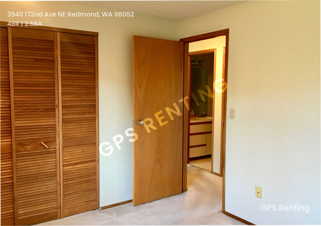 Building Photo - Beautiful 4 Bedroom near Microsoft Availab...