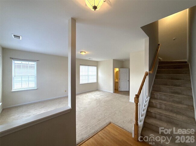 Foto del edificio - 7023 Brighton Park Dr