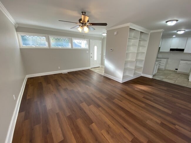 Foto del edificio - 133 Elder St, Irondale, AL 35210, USA