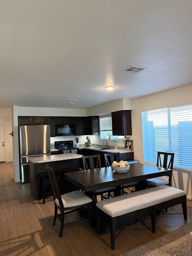 Foto del edificio - 7897 E 46th St