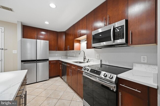 Photo - 157 Fleet St Apartment