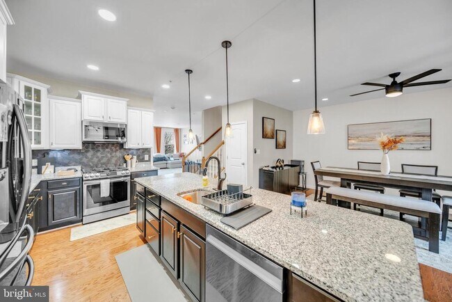 Foto del edificio - 2609 Campus Way N