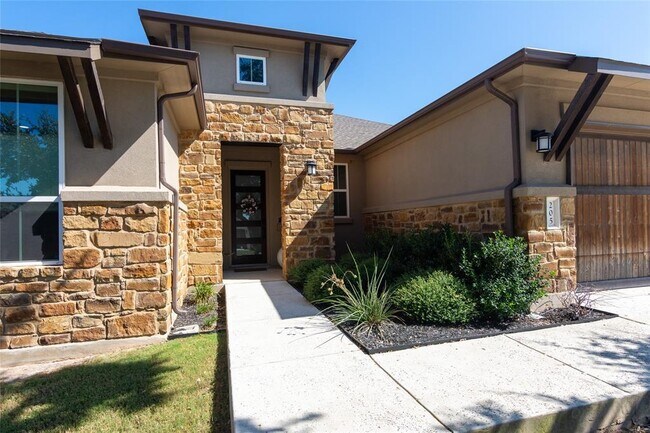 Foto del edificio - 205 Eiglehart Rd