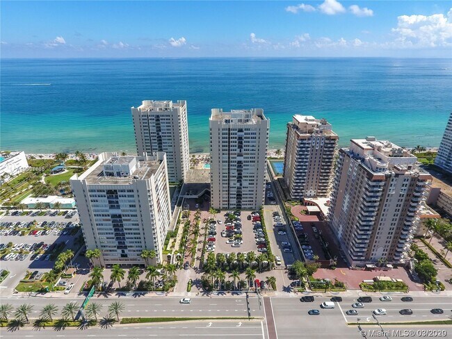 Building Photo - 1880 S Ocean Dr