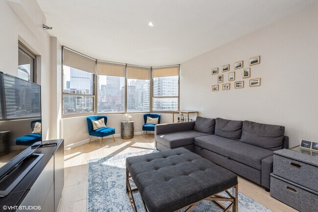 Foto del edificio - 720 W Randolph St