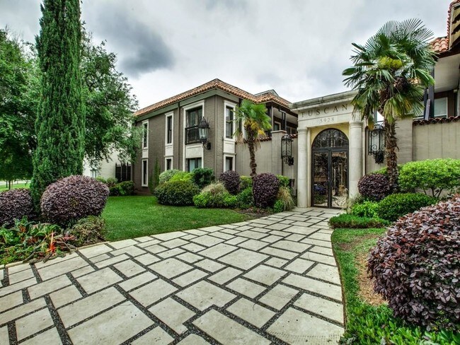 Foto del edificio - 5930 Sandhurst Ln