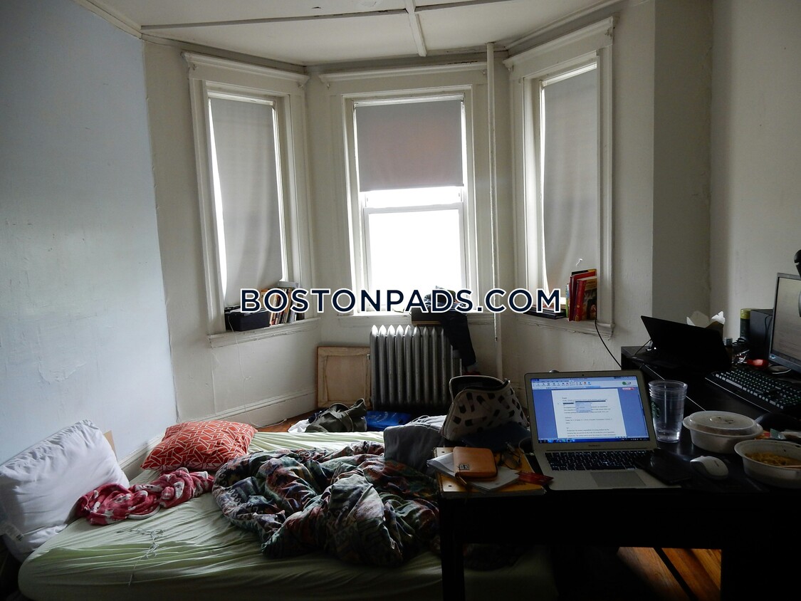 Foto principal - 1179 Boylston St