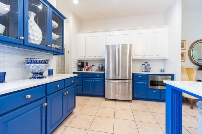 Foto del edificio - Charming 3 Bedroom , 2 Bath Country Home with Lake Views