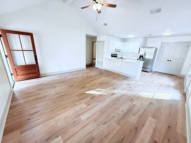 Photo - 2BR/2BA FOR RENT Apartment