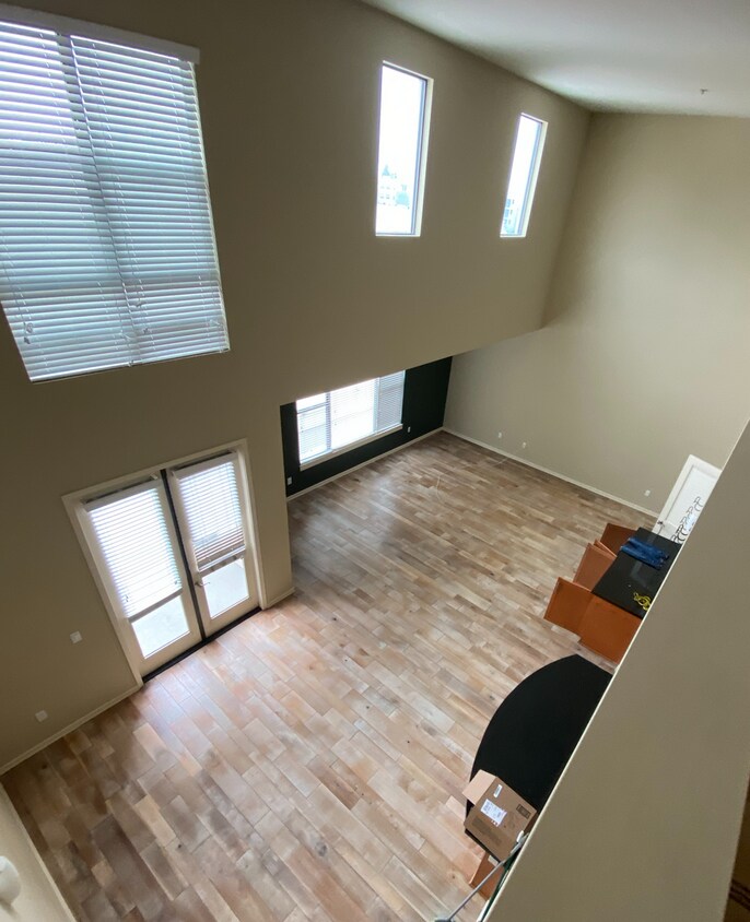 Foto del edificio - Available Now - Spacious 2bedroom