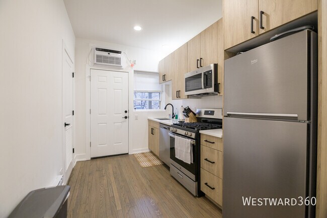 Foto del edificio - 6203 N Glenwood Ave