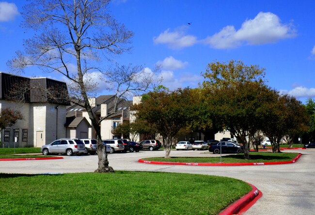 Foto del edificio - 206 Plaza Verde Dr