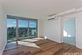 Building Photo - 1515 Liona St