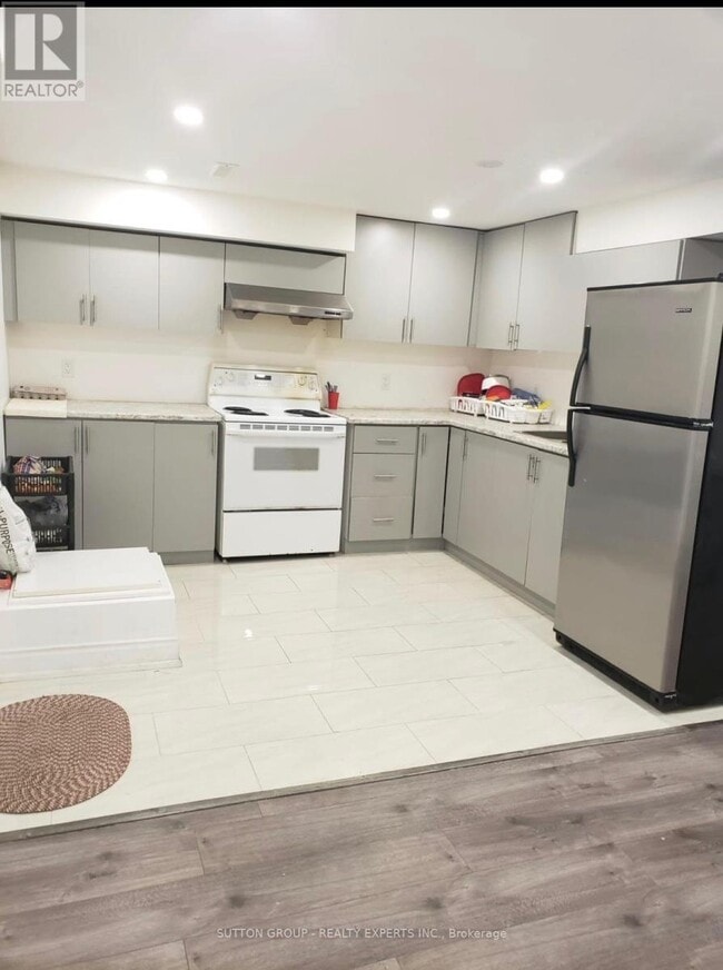 Building Photo - 10 Newcastle Crescent