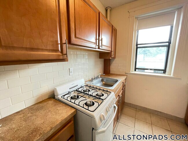 Foto del edificio - 1148 Commonwealth Ave