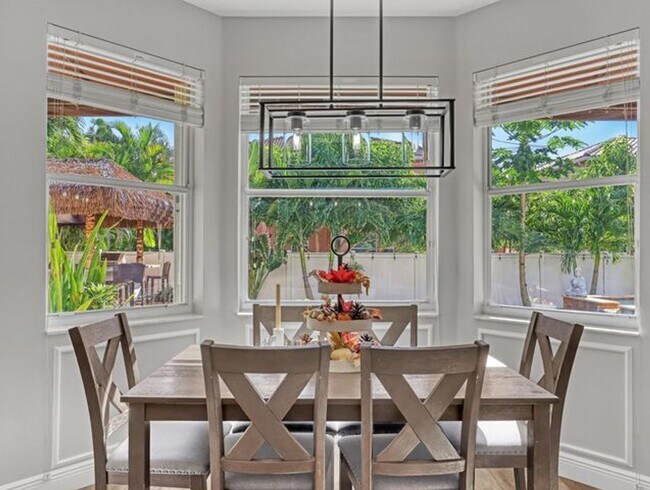 Foto del edificio - 2227 Ridgewood Cir