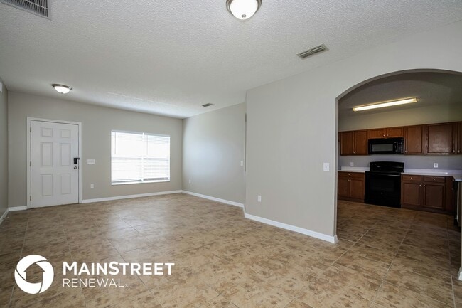 Building Photo - 446 Spike Ct