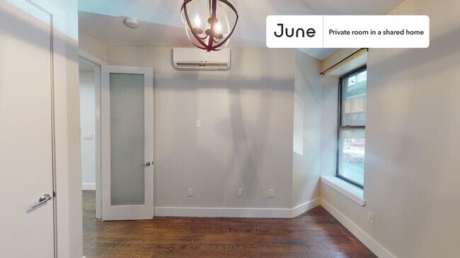 Building Photo - Room in Shared 4 bed/2 bath home