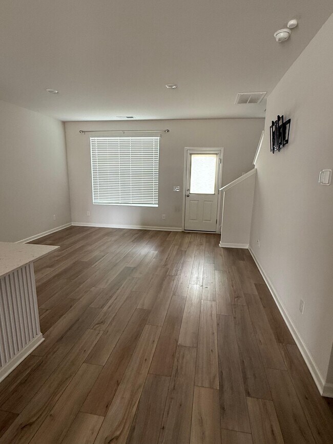 Foto del edificio - 2526 Drumwright Way