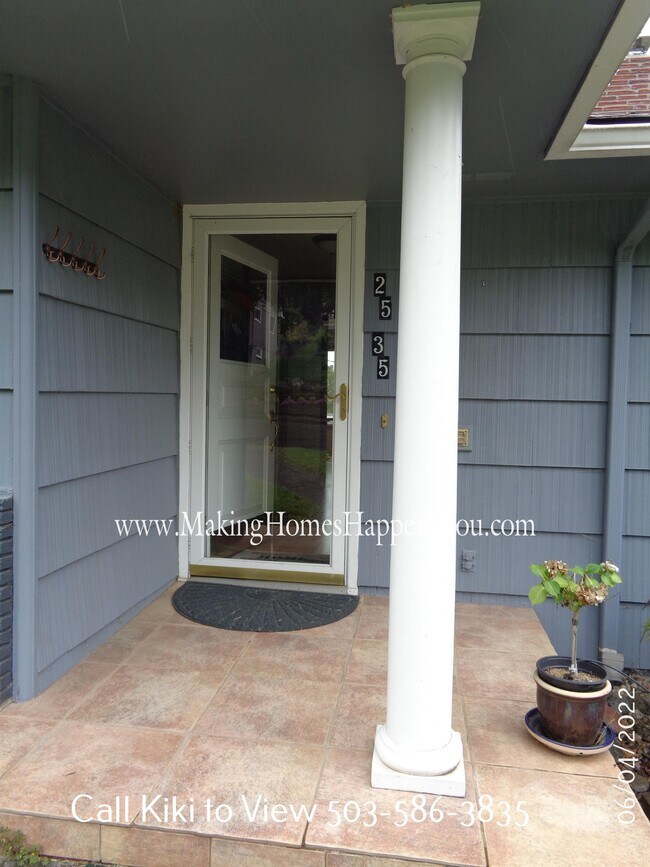 Building Photo - 2535 Alvarado Terrace S