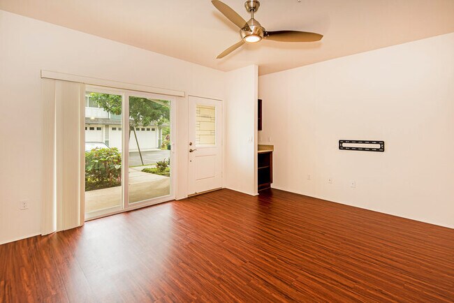 Building Photo - 458 Manawai St