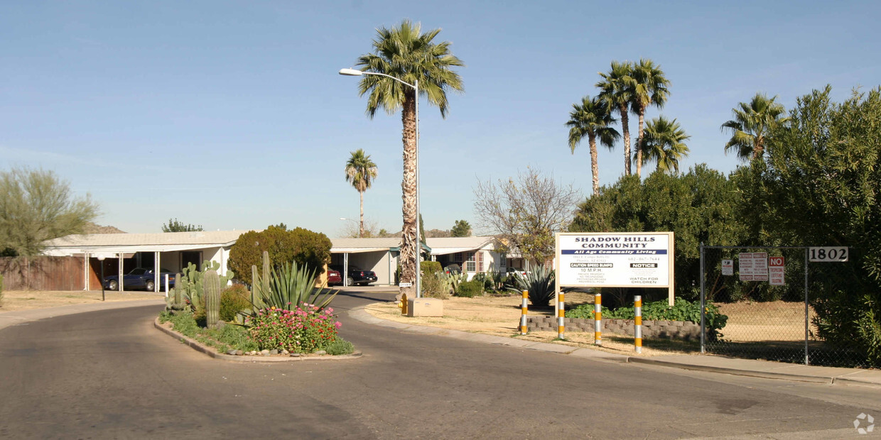 Primary Photo - Shadow Hills