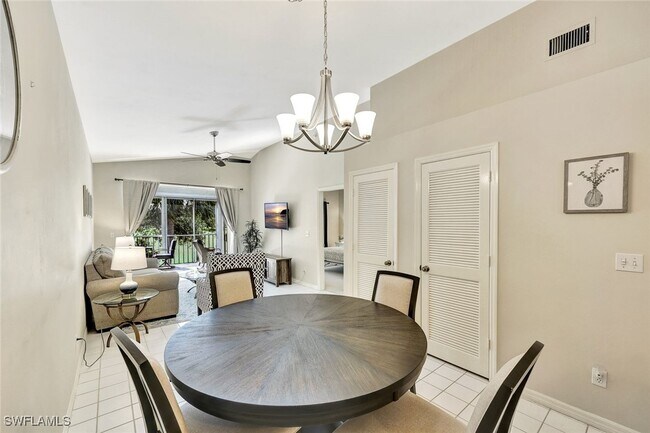 Foto del edificio - 8228 Twelve Oaks Cir