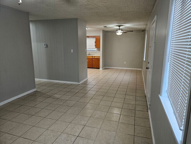 Building Photo - 50023 Kevin Dr