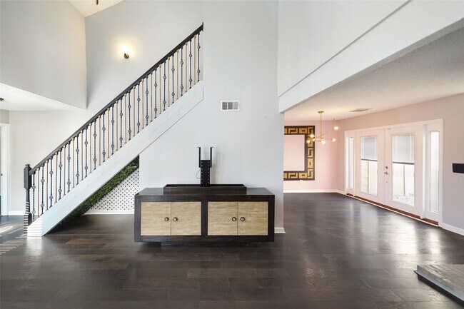 Foto del edificio - 11502 Village Pl Dr