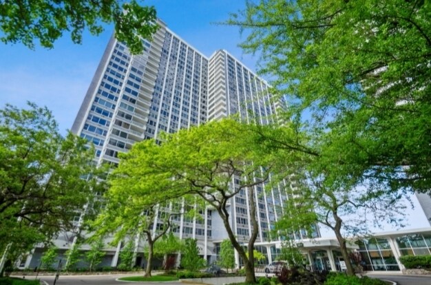Foto del edificio - 4250 N Marine Dr