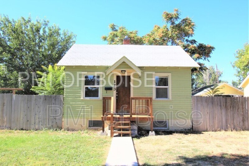 Primary Photo - 123 S Locust St