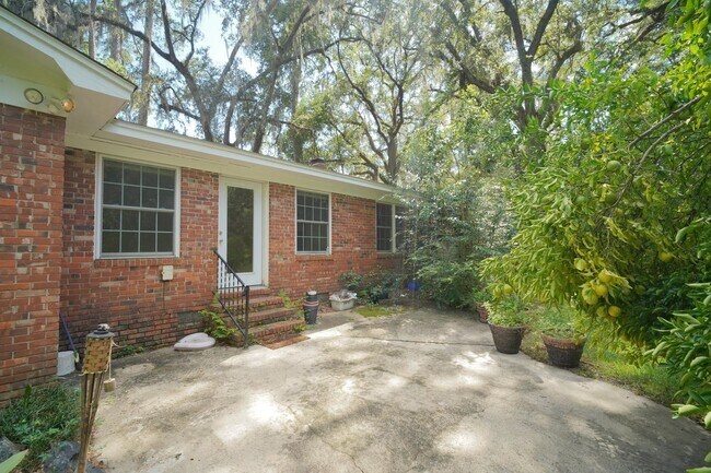 Foto del edificio - 2328 Armistead Rd