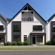 Building Photo - 2107 Crest St