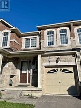 Building Photo - 7 Kempsford Cres