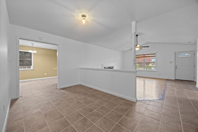 Foto del edificio - Welcome to Brookstone!