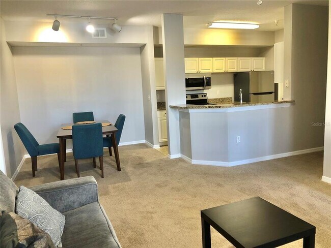 Foto del edificio - 5542 Metrowest Blvd