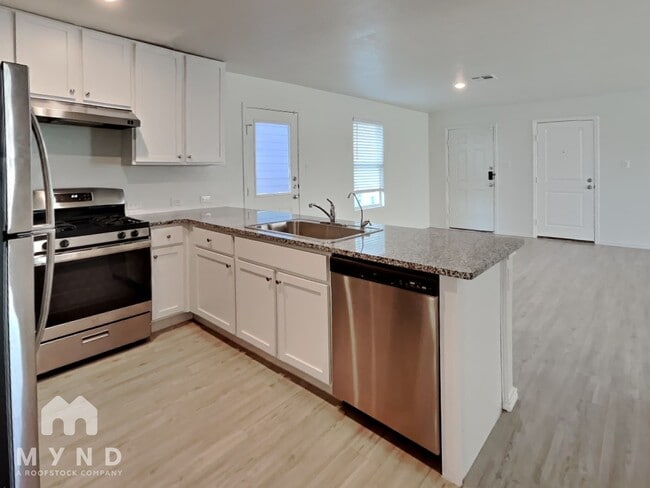 Building Photo - 7102 Tides Trails