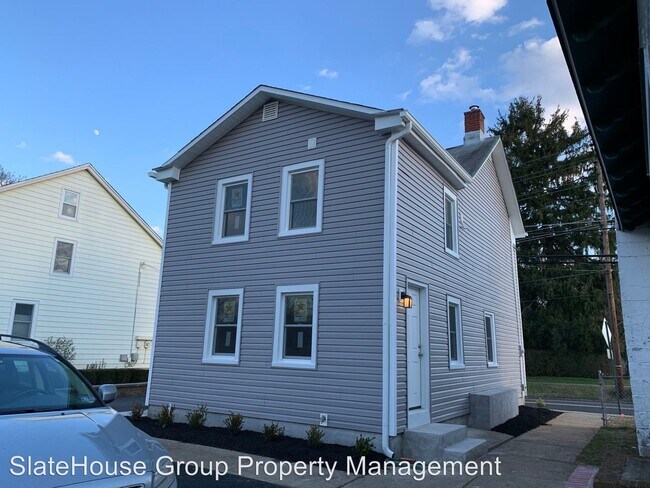 Foto del edificio - 3 br, 1.5 bath House - 245 4th St