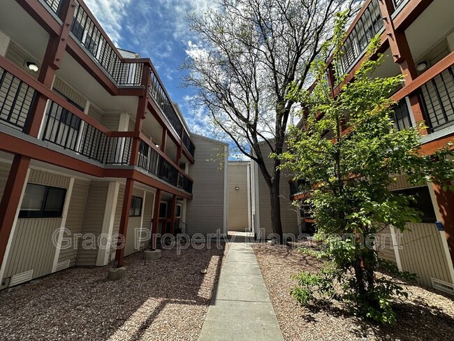 Building Photo - 2740 W 86th Ave