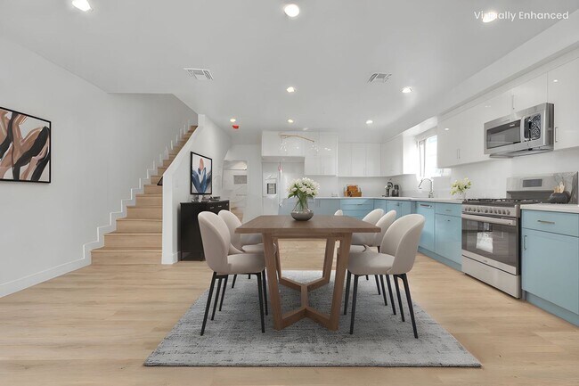 Foto del edificio - 5852 Vineland Ave