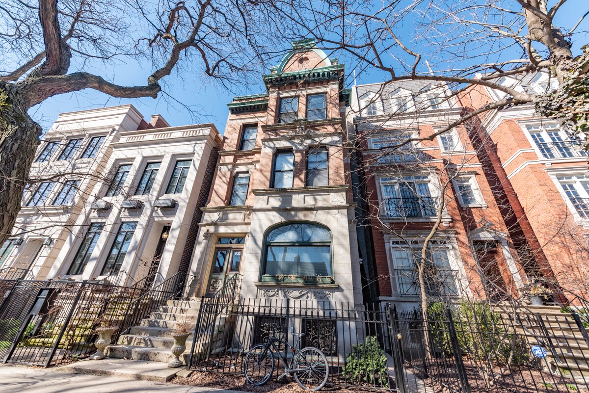 1722 N Mohawk St Unit 1R, Chicago, IL 60614 Condo for Rent in Chicago