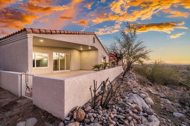 Building Photo - 4291 N Summer Set Loop