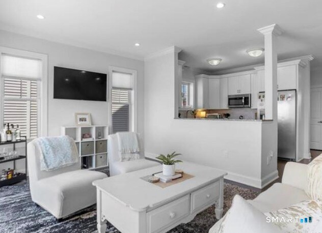 Foto del edificio - 997 Reef Rd