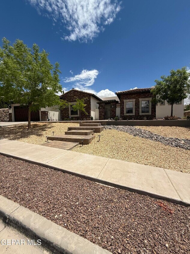 Foto principal - 6568 Contessa Ridge