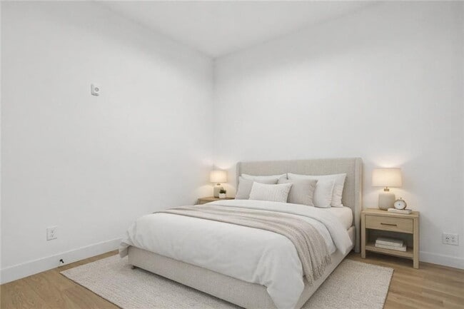 Foto del edificio - 567 Ponce De Leon Ave NE