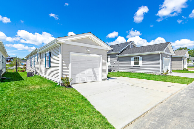 Foto del edificio - Cottages at Compass Point (55+)