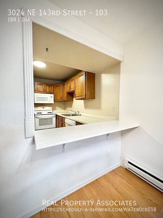 Building Photo - 3024 NE 143rd St